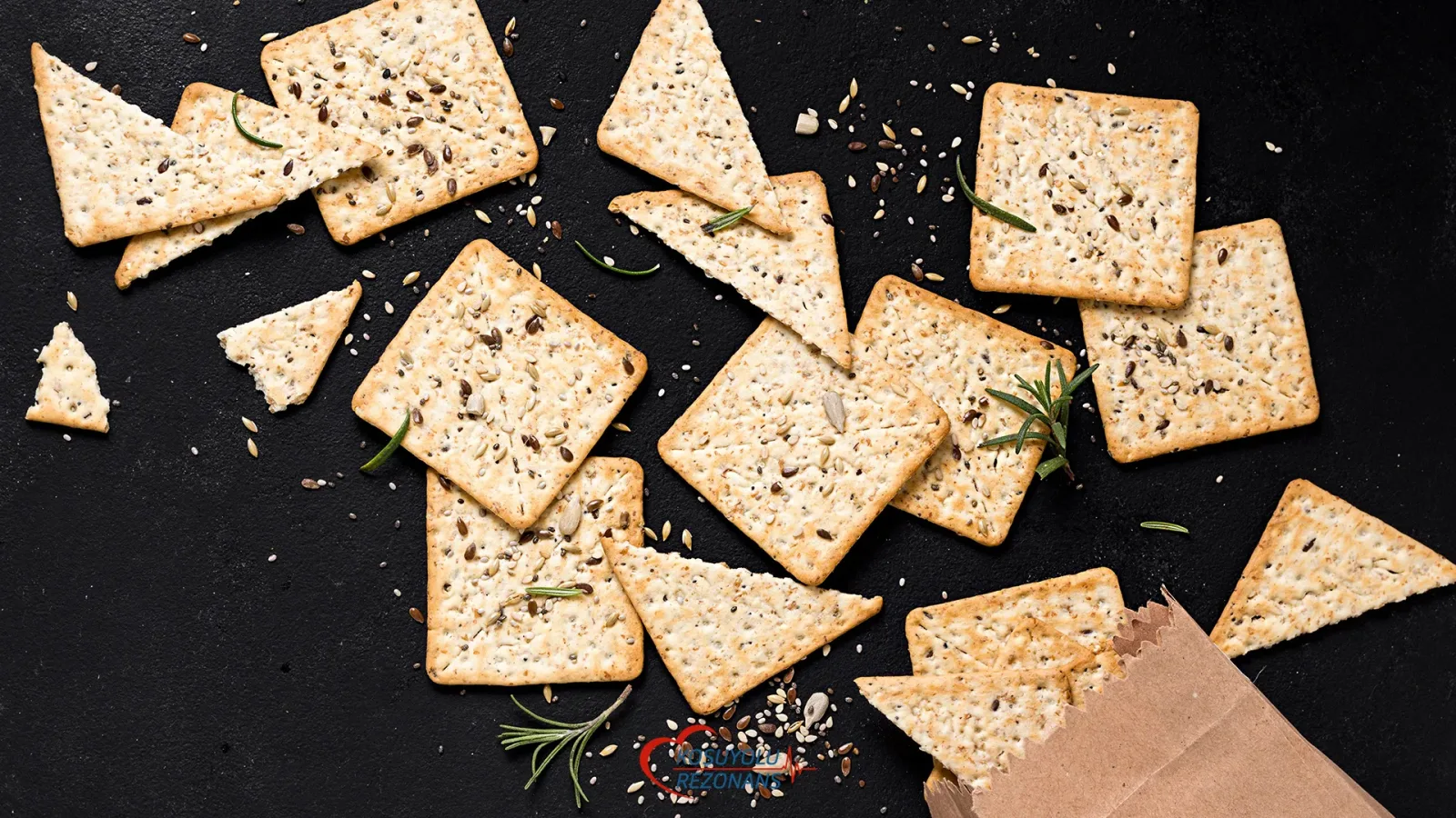 Glutensiz Peynirli Kraker