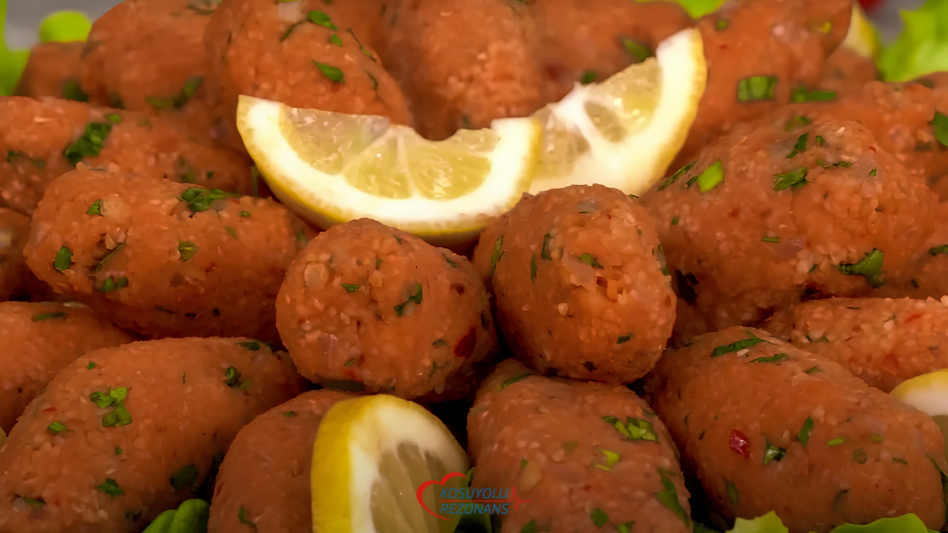 Karabuğdaylı Mercimek Köftesi